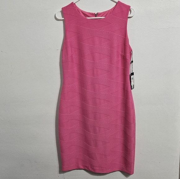Tommy Hilfiger Dresses & Skirts - NWT! Tommy Hilfiger midi bodycon hot pink dress. Size 10.